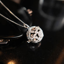 Load image into Gallery viewer, HERA 925 Silver Scented Necklace
