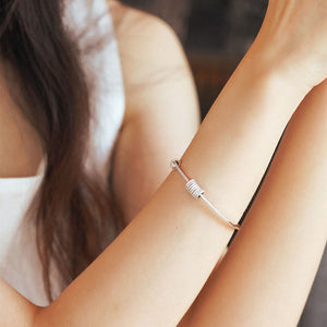 MB036 925 Silver Joyful Circle Bangle