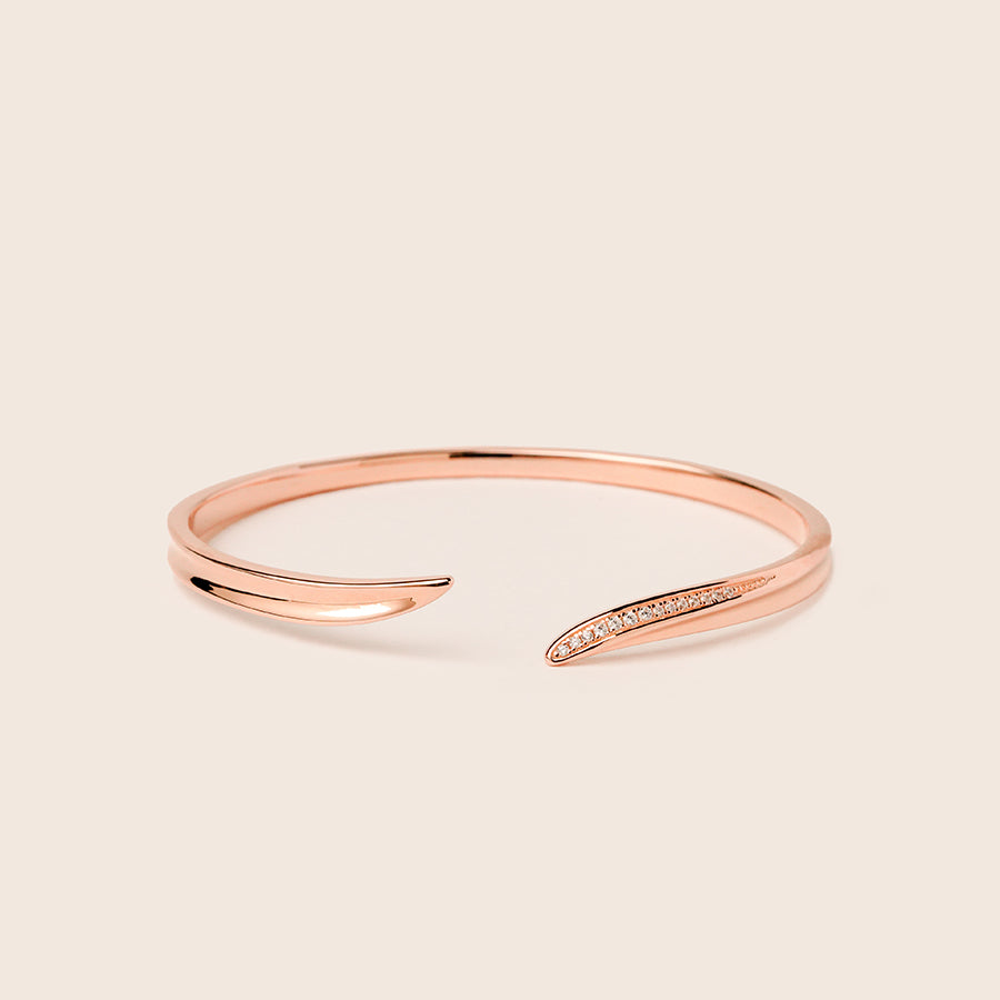 MB064 925 Silver Encounter Bangle