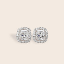 Load image into Gallery viewer, ME010 925 Silver Pink Halo Stud Earrings
