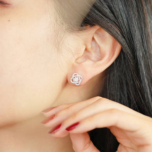 ME048 925 Silver Flower Earrings