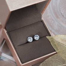 Load image into Gallery viewer, ME130 925 Silver Solitaire Stud Earrings
