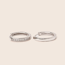 Load image into Gallery viewer, ME564 925 Silver Hoop Earrings
