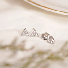 Load image into Gallery viewer, ME581 925 Silver Stud Earrings
