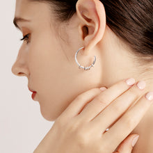 Load image into Gallery viewer, ME589 925 Silver Hoop Earrings
