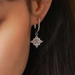 ME661 925 Silver Bloom Earrings