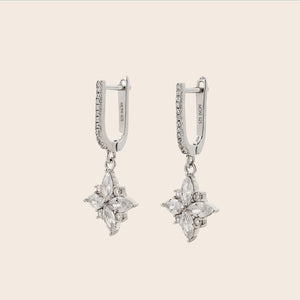 ME661 925 Silver Bloom Earrings