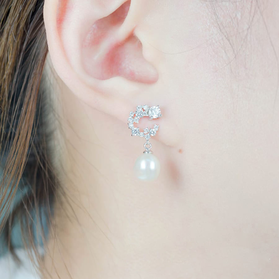 MEP20 925 Pearl Drop Earrings
