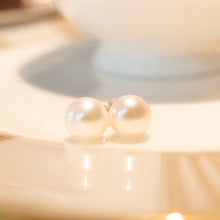 Load image into Gallery viewer, MEP29 925 Silver Pearl Stud Earrings
