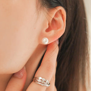 MEP29 925 Silver Pearl Stud Earrings