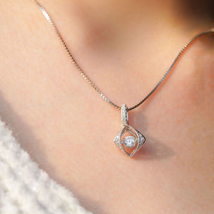 MN081 925 Silver Dancing Stone Necklace