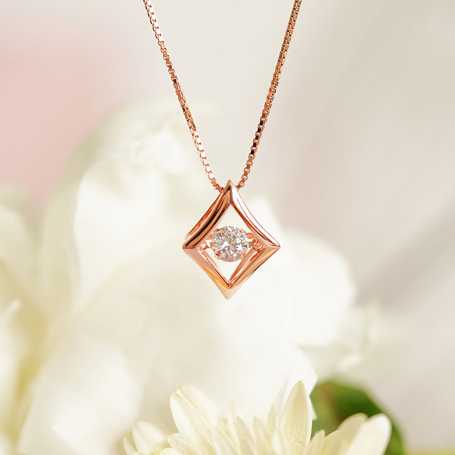 MN148 925 Diamond Shape Dancing Stone Necklace