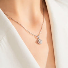 Load image into Gallery viewer, MN612 925 Silver Halo Solitaire Necklace
