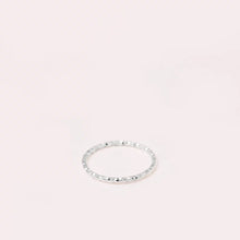 Load image into Gallery viewer, MR211 925 Silver Stackable Eternity Ring
