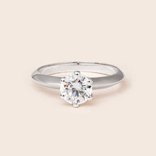 Load image into Gallery viewer, MR601 925 Silver Solitaire Ring
